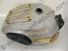 P.TANK WITH BRASS GRILL,MONOGRAMS AND KNEE PADS(25 L)