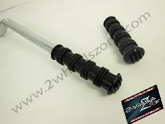 GRIP WITH GRILL IN MATT BLACK