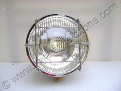 HEAD LIGHT WITH GRILL