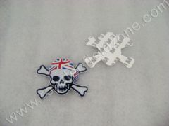 METAL LOGO SKULL WITH AMERICAN FLAG BANDANA