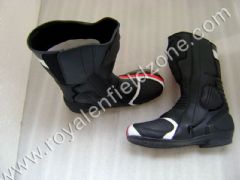 RIDING BOOTS