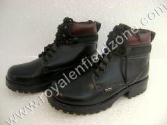 RIDING BOOTS