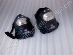 SMALL KNEE ELBOW GUARD IN METAL