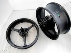 CUSTOM ALLOYS 17 INCHES WITH REAR BROAD ALLOY